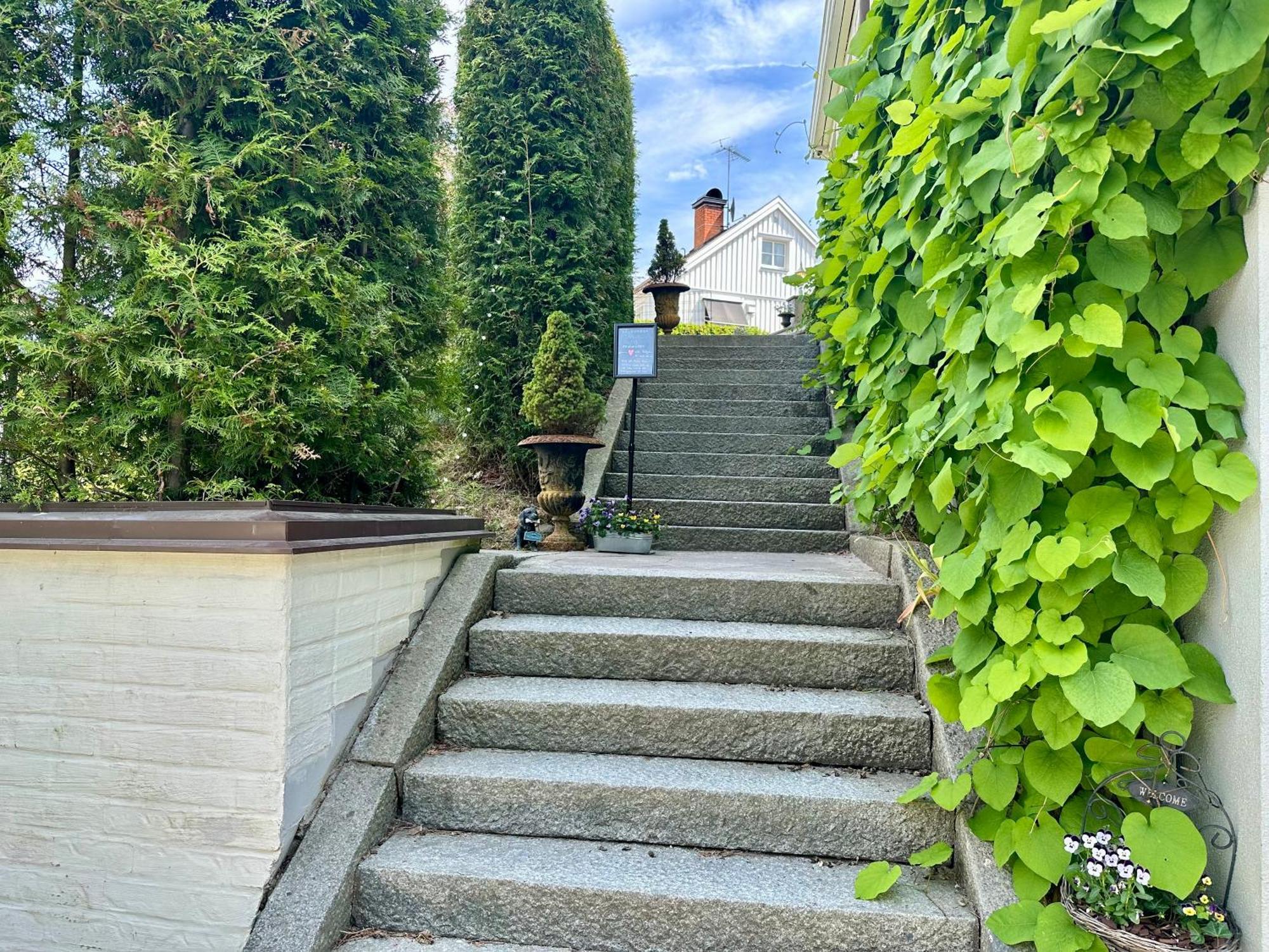 Pensionat Prinshöjden Katrineholm Bagian luar foto